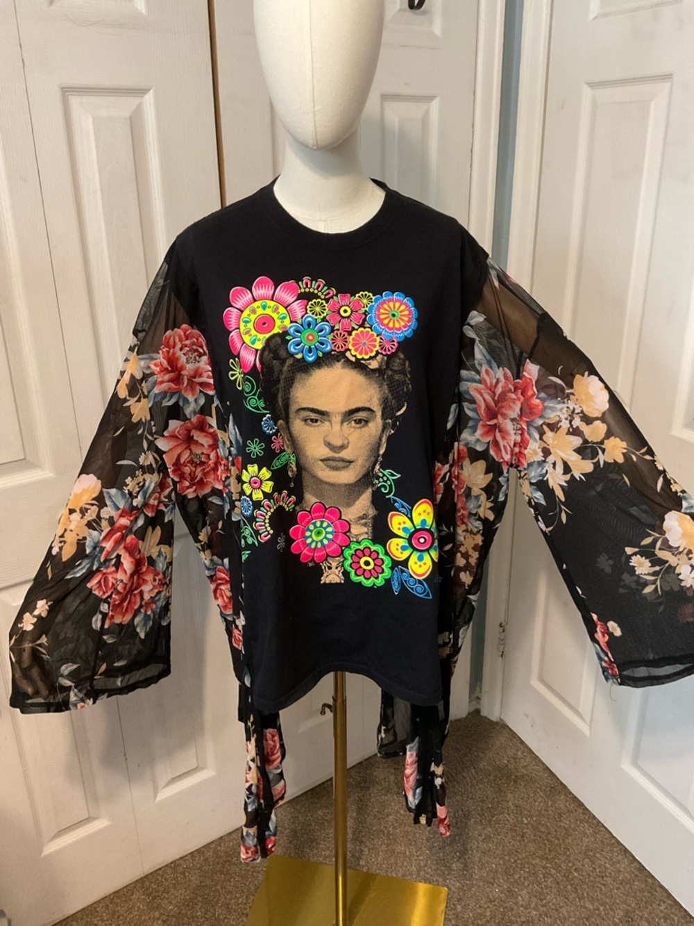 Frida Kahlo Upcycled Graphic T-Shirt with Flowy Floral Sleeves - OSFM